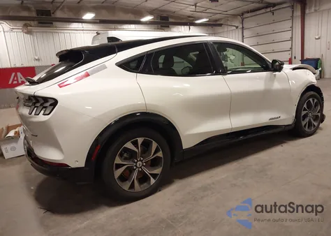 2022 Ford Mustang Mach-E Premium from USA, damaged, VIN 3FMTK3SU1NMA56411